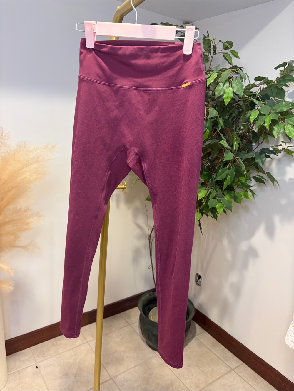 Cleo Harper leggings